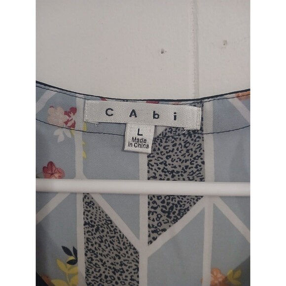 Cabi Large Spring Grosgrain Ribbon Floral Geo Print Blouse Romantic Cottage - Picture 3 of 5